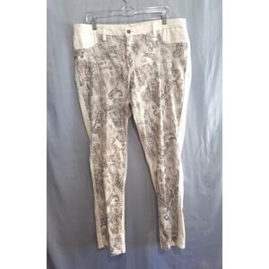Venus Reversable Paisley Print Stretch Jeans